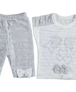 Σετ Κοντομάνικη Μπλουζίτσα και Παντελονάκι Κάπρι με Σχέδιο Φιογκάκι Άσπρο