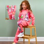 Παιδικό Σετ Λεπτή Μακό Μπλούζα και Παντελόνι με Ήρωα Κινουμένων Σχεδίων - Κοραλί (ΚΙΤ-105322)