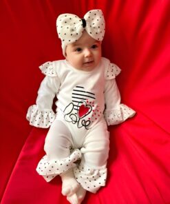 Βρεφικό Φορμάκι με Σχέδιο Καρδούλες και Κορδέλα για το Κεφάλι “Love” – Άσπρο (108383)